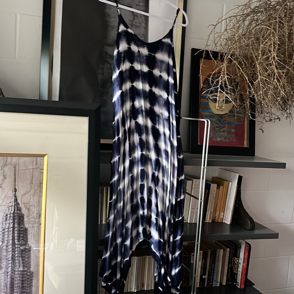 FIFTEEN TWENTY Blue Tie Dye Handkerchief Hem Dress - Picture 4 of 5